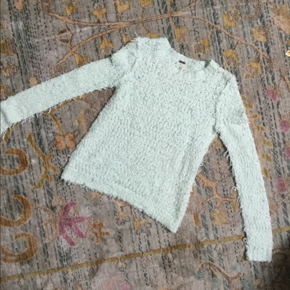 NWOT FreePeople fuzzy mint green polarbear sweater - Picture 2 of 8